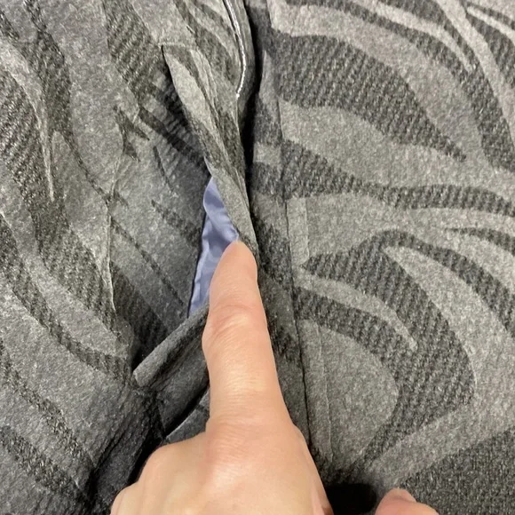 Buckle Daytrip Black Zebra Moto Jacket NWT Small - Picture 5 of 8